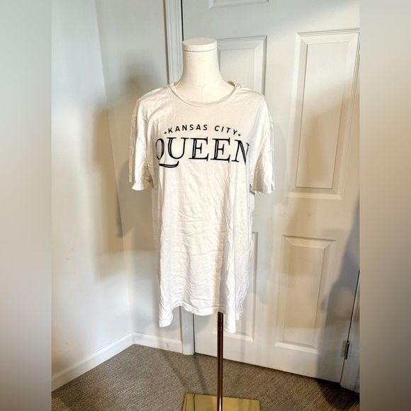 Made in KC “Kansas City Queen” T-Shirt - White, Size XL (New Without Tags) - Picture 1 of 8